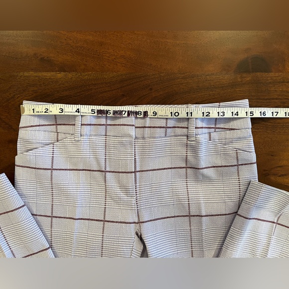 New York & Company stretch pants. Size 2 in lavender plaid with maroon accent. - Picture 8 of 8